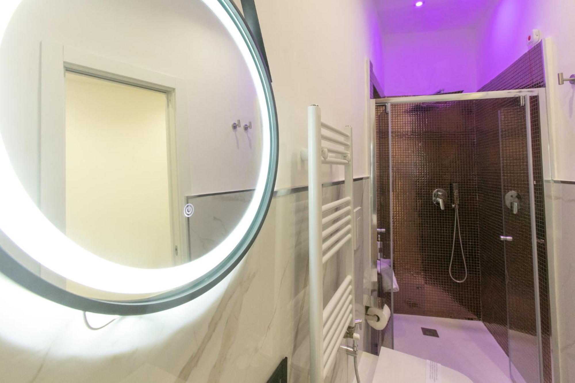 Hotel Pignasecca Domus Napoli Esterno foto