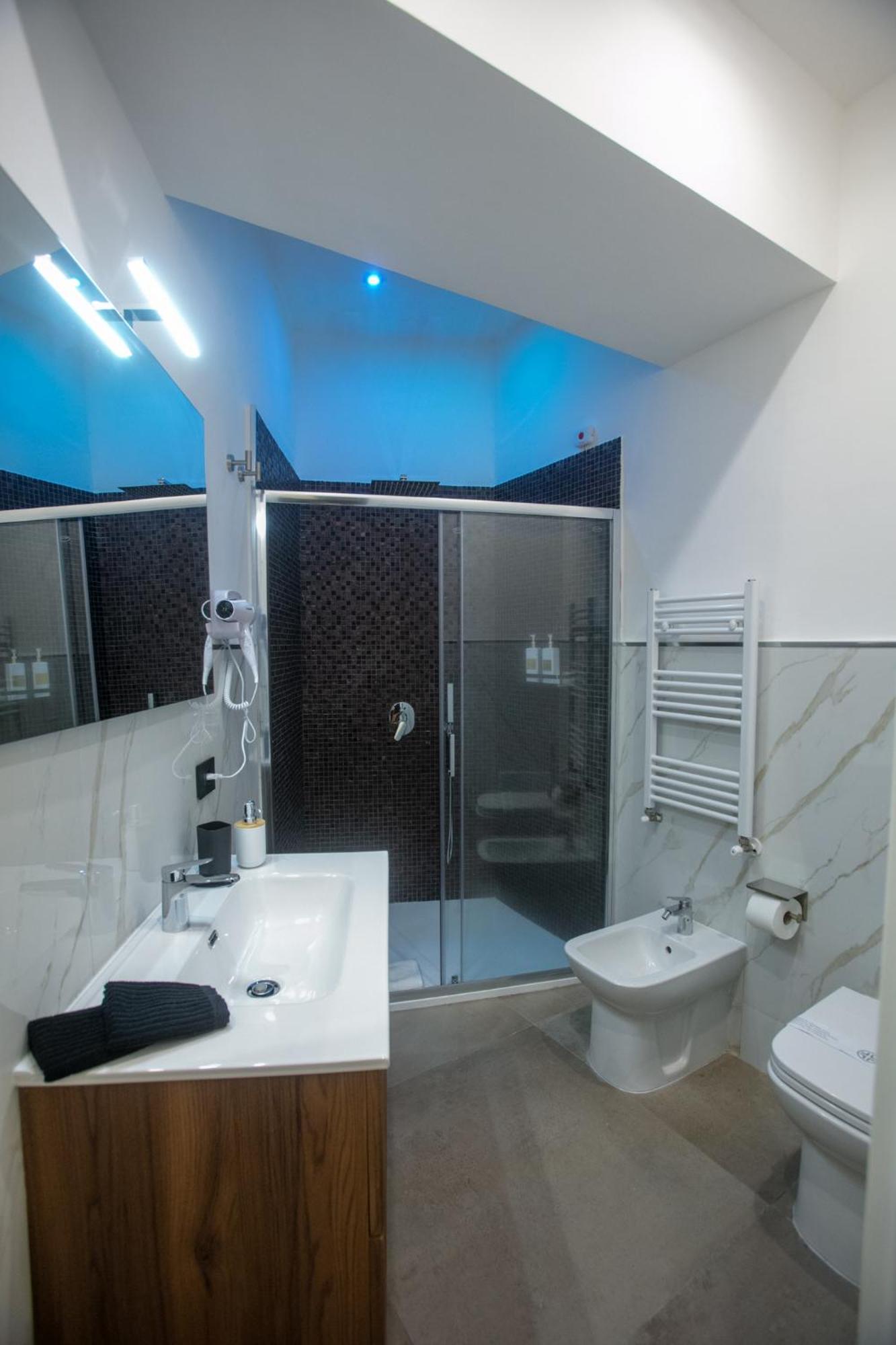 Hotel Pignasecca Domus Napoli Esterno foto