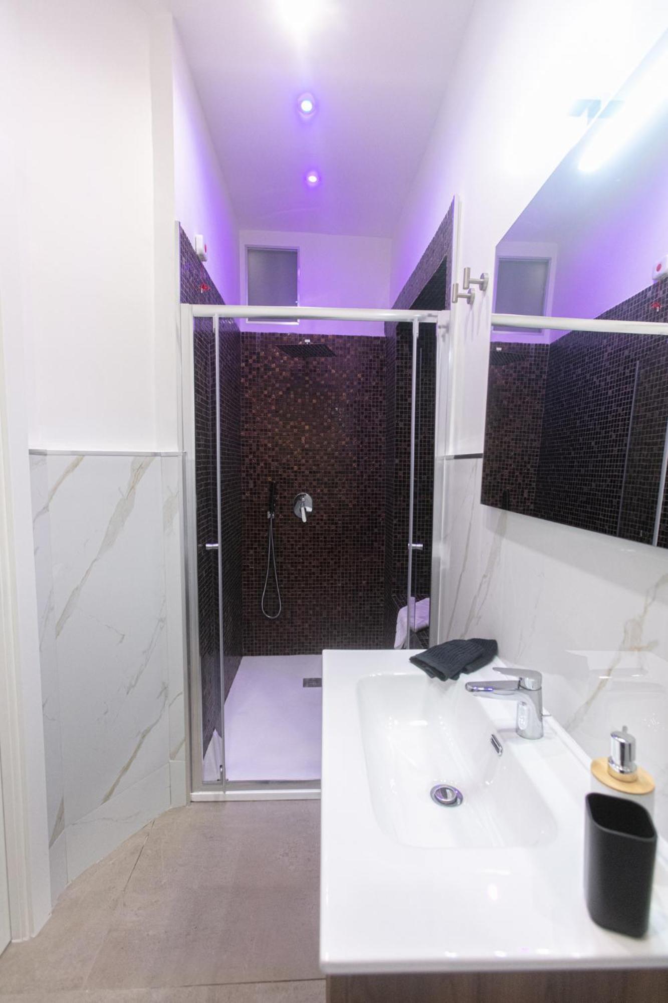 Hotel Pignasecca Domus Napoli Esterno foto