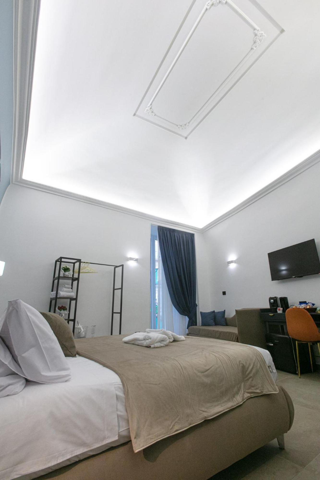 Hotel Pignasecca Domus Napoli Esterno foto