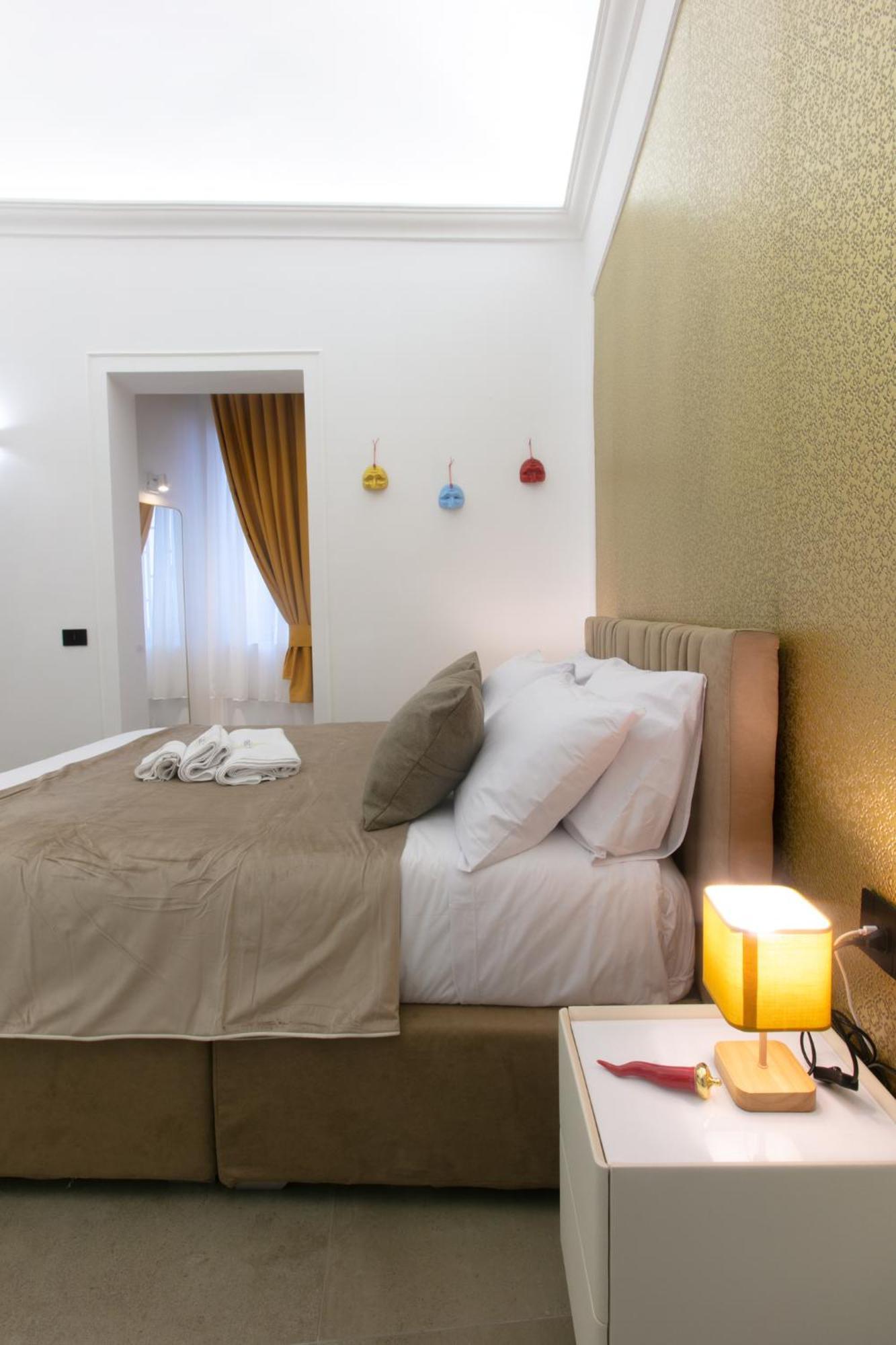 Hotel Pignasecca Domus Napoli Esterno foto