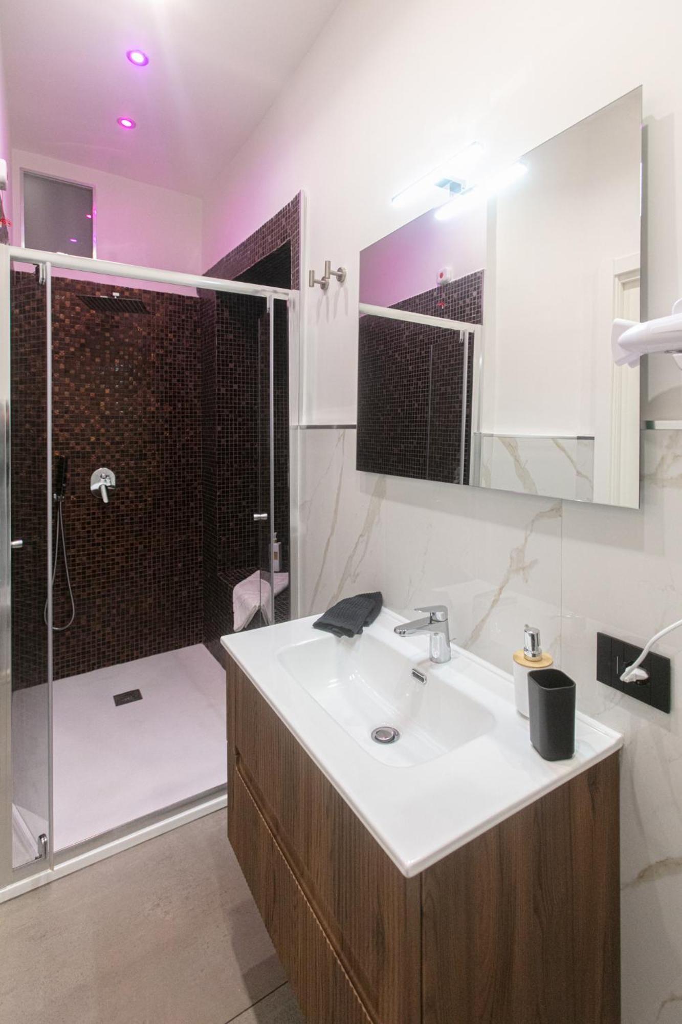 Hotel Pignasecca Domus Napoli Esterno foto